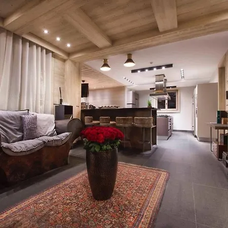 Contact Us At What App - 0041-798-079-427 To Book!! - Chalet 14 Bedrooms In Crans Montana Vila *